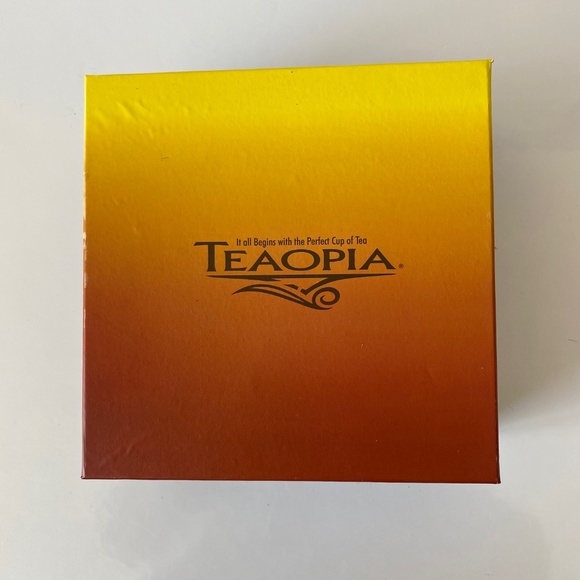 TEAOPIA Rose Teacup and Tray Snack Set in Box - Picture 8 of 10